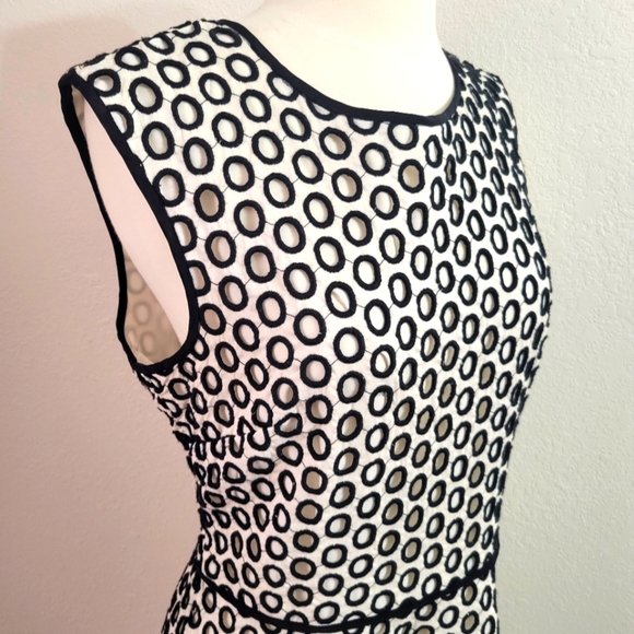 J.CREW Woman's Black & White Eyelet Dress size 10T - Picture 3 of 15
